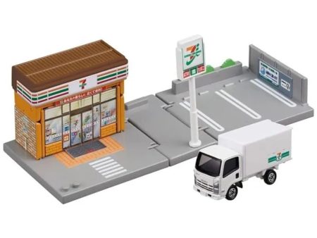 Takara Tomy Tomica Town Seven Eleven with Tomica Isuzu ELF JAPAN OFFICIAL Online